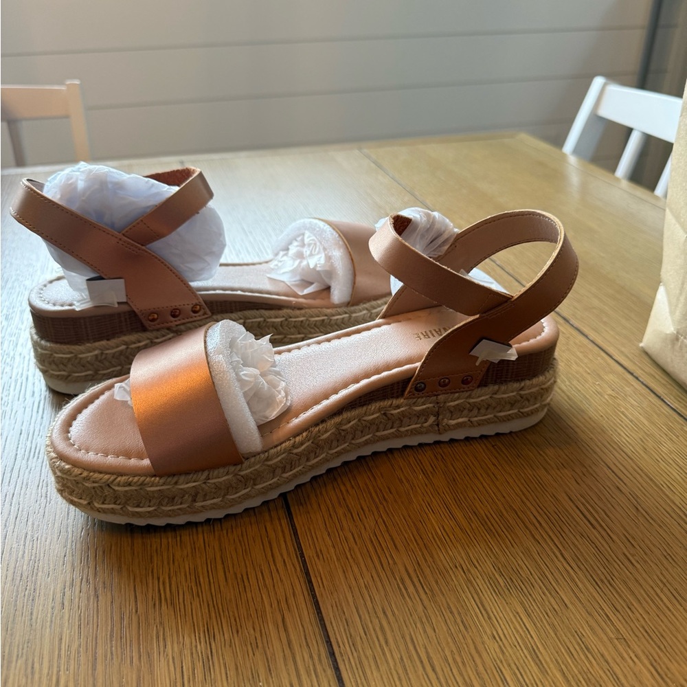 Cushionaire Melissa sandals - Picture 5 of 10
